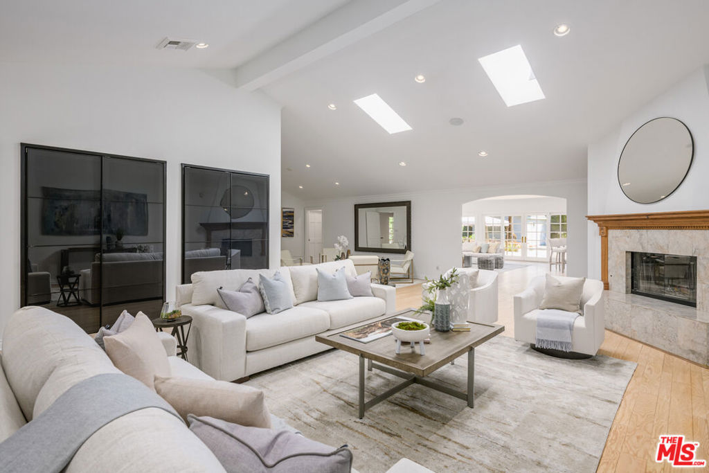 MLS #25593237 image #9