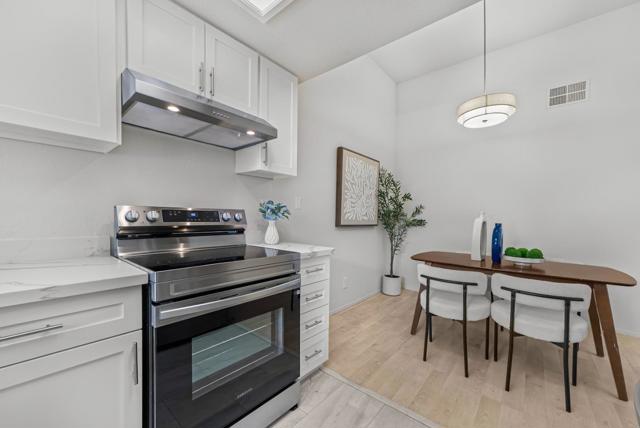 1578 Thorncrest Drive, San Jose CA: https://media.crmls.org/mediaz/3321c429-02c4-433f-b1e6-5f4e805edada.jpg