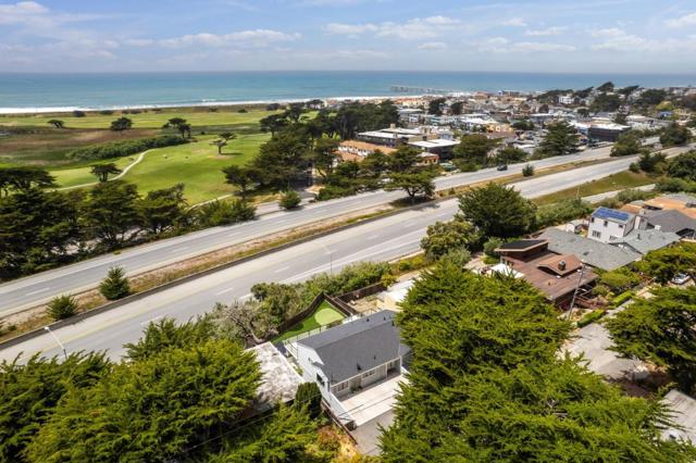 40 Eastlake Avenue, Pacifica CA: https://media.crmls.org/mediaz/3322463d-60aa-4212-913d-ca53a8f33b1b.jpg