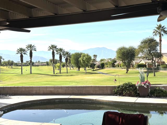 45187 Crystal Springs Drive, Indio CA: https://media.crmls.org/mediaz/332380f9-24b8-4375-bc86-c76eba375192.jpg