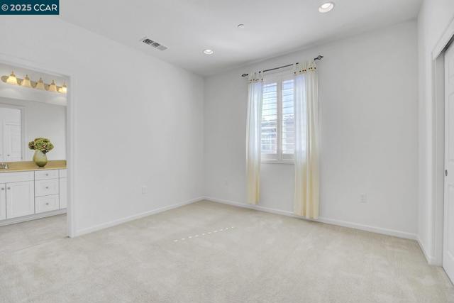 330 Pacifica Dr, Brentwood CA: https://media.crmls.org/mediaz/3324b23c-ac7d-41cd-bf3d-675997f0a7e2.jpg