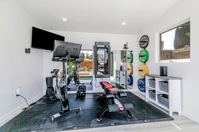 5562 Starcrest Drive, San Jose CA: https://media.crmls.org/mediaz/3325c471-d6ce-4ec1-b134-84ca86620bd2.jpg