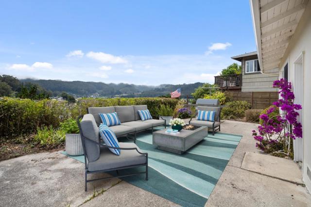 928 Corona Drive, Pacifica CA: https://media.crmls.org/mediaz/3326637c-7c38-4cfc-9440-809a06f0553a.jpg