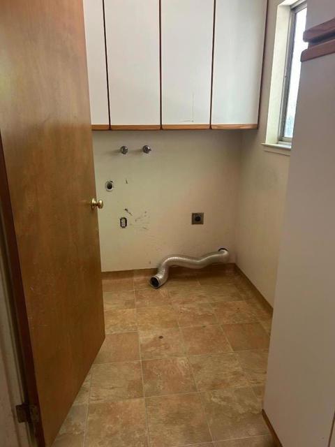 209 Villa Drive, King City CA: https://media.crmls.org/mediaz/3327345c-b086-41bd-8bf1-a69aa7e538bb.jpg