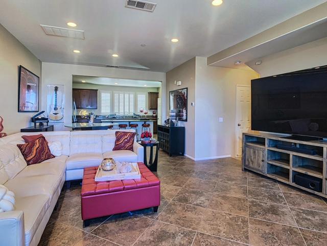 1710 Montilla, Santee CA: https://media.crmls.org/mediaz/33277521-8dab-4b0e-869b-af1d46303d97.jpg