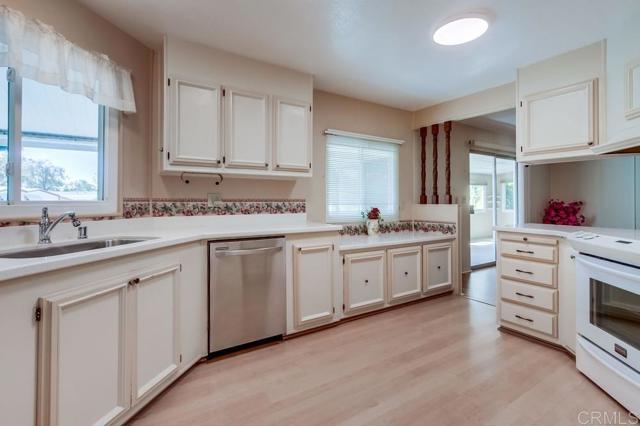 Detail Gallery Image 27 of 65 For 276 N El Camino Real #169,  Oceanside,  CA 92058 - 2 Beds | 2 Baths