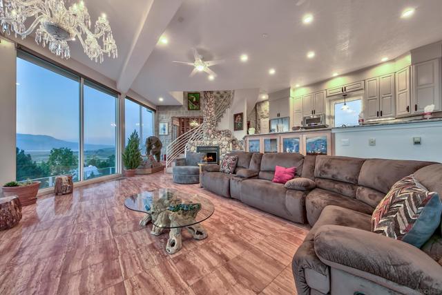 350 Aspen Lane, Bridgeport CA: https://media.crmls.org/mediaz/332881d0-c672-4cd7-9c8f-607f245aad71.jpg