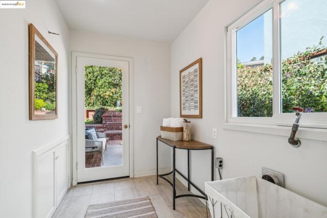 Image 24 of 58 For 2700 Alida St