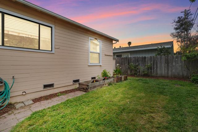 525 Laverne Avenue, Aptos CA: https://media.crmls.org/mediaz/332a9eec-cd35-4781-9f42-34d2a6a932b9.jpg
