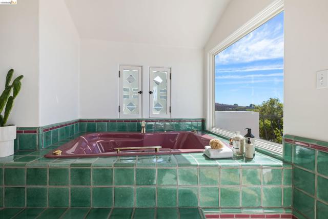 Image 46 of 60 For 4951 Proctor Ave