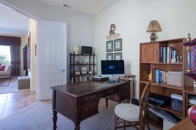 80608 Avenida Santa Carmen, Indio CA: https://media.crmls.org/mediaz/332b9974-464c-468f-a7f4-e4964ae11106.jpg