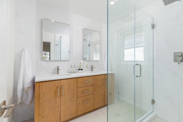 Detail Gallery Image 27 of 38 For 1674 Evergreen St, Point Loma,  CA 92106 - 3 Beds | 2 Baths