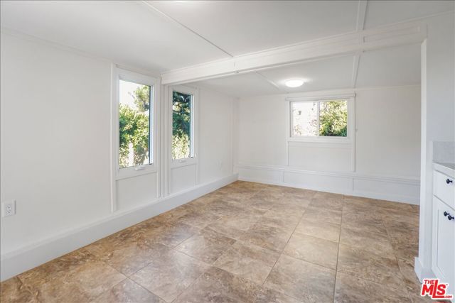 321 North Las Casas Avenue photo 70