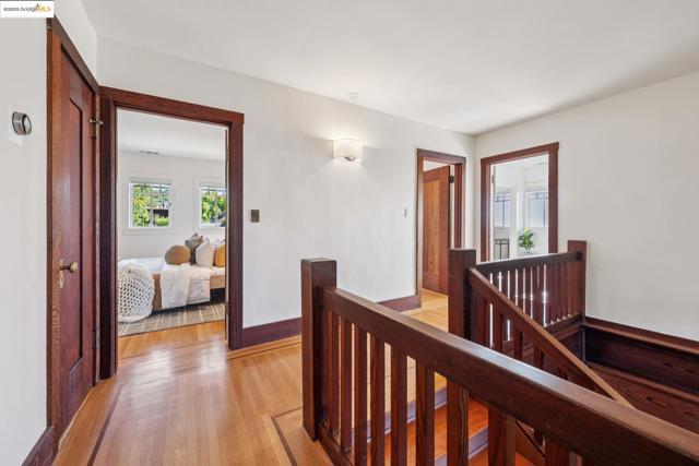 1309 Arch St, Berkeley CA: https://media.crmls.org/mediaz/332cc426-88d5-438a-86fb-7b11d2deacd0.jpg