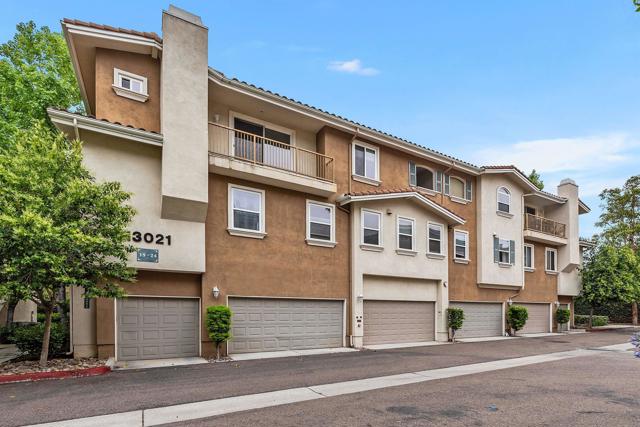 13021 Evening Creek Dr S, San Diego CA: https://media.crmls.org/mediaz/332ccd3e-1a33-4750-b077-8c1e7ca9695f.jpg