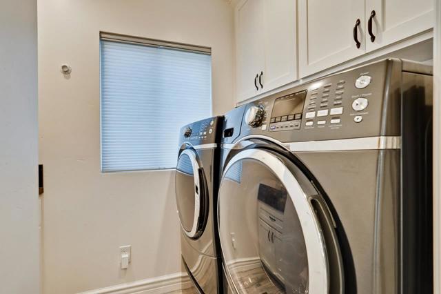 118 Cherry Avenue, South San Francisco CA: https://media.crmls.org/mediaz/332cec12-737d-4662-b290-2161cc334be1.jpg