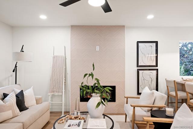 6737 Lipmann St, San Diego CA: https://media.crmls.org/mediaz/332e978b-e6ec-4290-a9e4-bf5a3b6cd66a.jpg