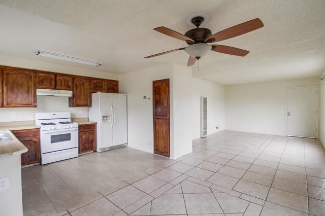 4410 12 Highland Ave, San Diego CA: https://media.crmls.org/mediaz/332f7db4-1767-4dc7-8c55-6cd11cf8bc46.jpg