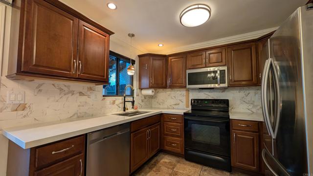 8021 Calle Fanita, Santee CA: https://media.crmls.org/mediaz/333064d1-8b4d-495a-b662-5684237d451c.jpg