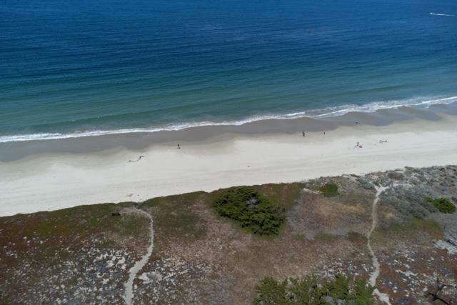 43 La Playa Street, Monterey CA: https://media.crmls.org/mediaz/3330781c-5977-4ffd-bcad-a4ea20ca9526.jpg