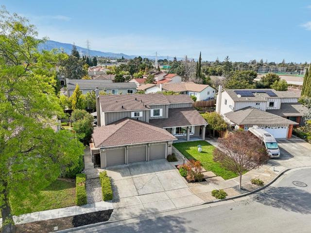 Image 50 of 69 For 10703 Pebble Place