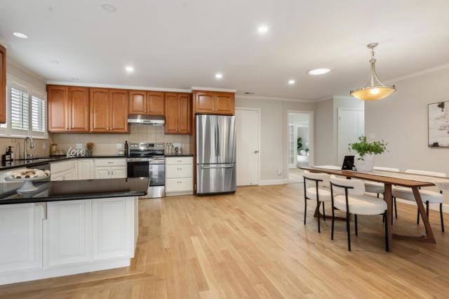 1394 Marlin Avenue, Foster City CA: https://media.crmls.org/mediaz/333162aa-f9a5-4966-8912-c8ca98c75b49.jpg