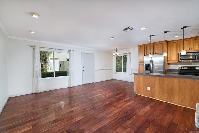 Front Image Thumbnail for CRNDP2507454