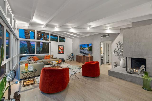 71653 Mirage Road, Rancho Mirage CA: https://media.crmls.org/mediaz/33324d5a-2894-404c-a297-a8c3d3257f50.jpg