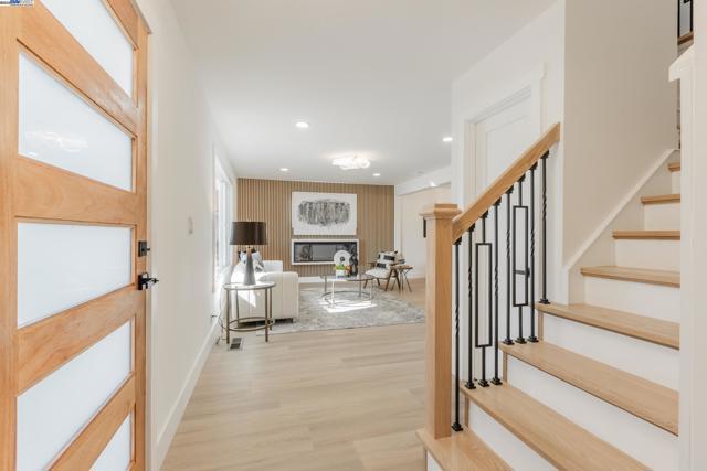 1568 Fallen Leaf Dr, Milpitas CA: https://media.crmls.org/mediaz/333288b6-8821-4a07-b1df-cd13a8954ecb.jpg