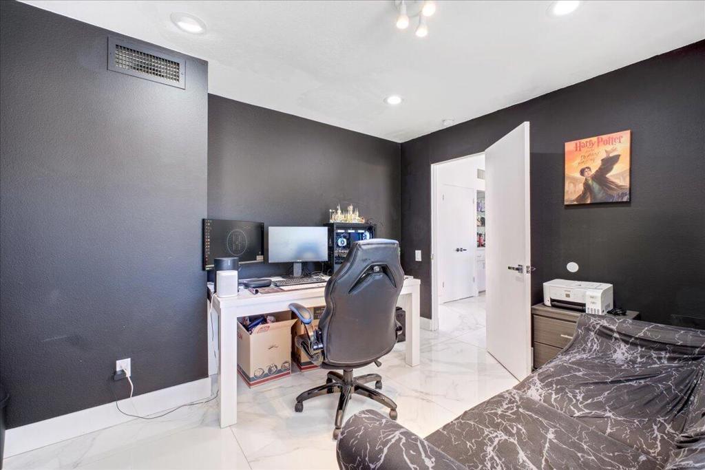 MLS #219136958DA image #13