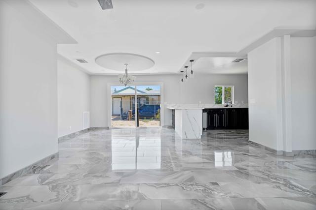 72420 Windlass Drive, Mecca CA: https://media.crmls.org/mediaz/33336bcf-085a-42e0-b499-06c0ee0d437e.jpg