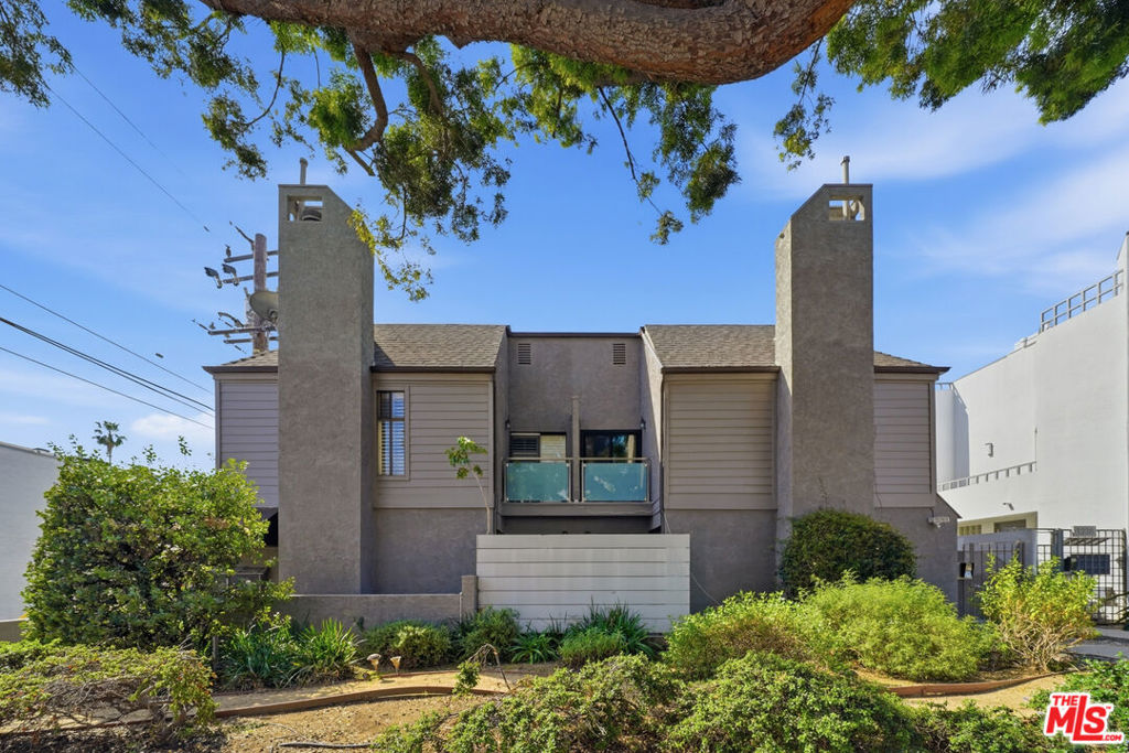 1342 Stanford Street #7