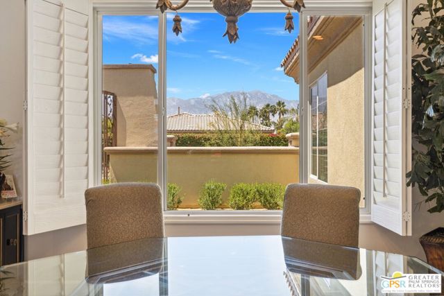 1 Toscana Way, Rancho Mirage CA: https://media.crmls.org/mediaz/3333c662-2d1d-4cb8-ae4d-c4fbfd00238b.jpg