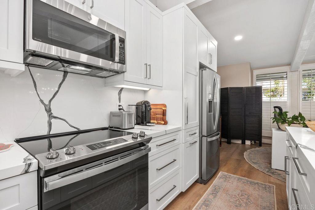 2327 Caringa Way - photo 20