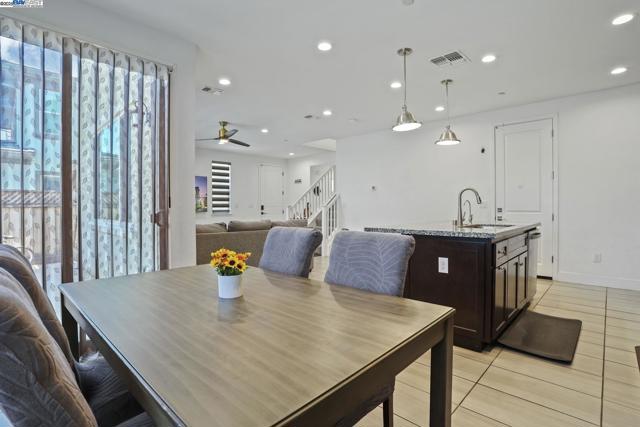 1205 S Ross Ct, Mountain House CA: https://media.crmls.org/mediaz/33348821-93e3-441f-b13d-c3da1ddf3ade.jpg