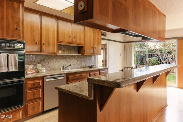 Detail Gallery Image 32 of 74 For 5703 Catherwood Dr, La Canada Flintridge,  CA 91011 - 3 Beds | 2/1 Baths