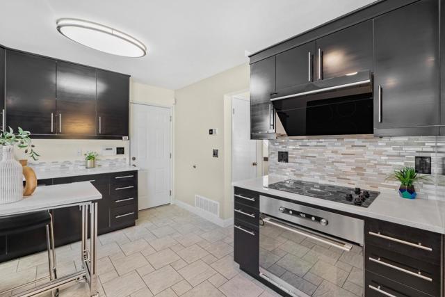 395 Sandstone Drive, Fremont CA: https://media.crmls.org/mediaz/333581a2-83e4-44dc-8b33-f533b9f3d7d1.jpg