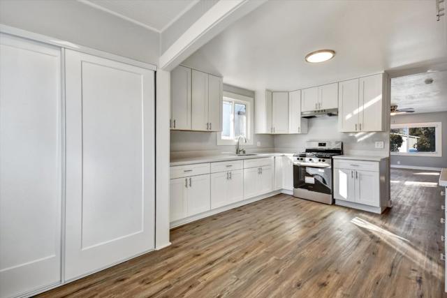 367 College Street, Hollister CA: https://media.crmls.org/mediaz/3335e328-0297-4c53-9944-1faa6e7baf63.jpg