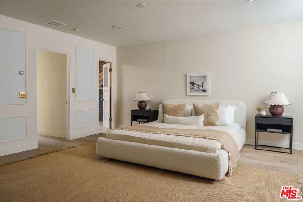 MLS #26856593 image #35