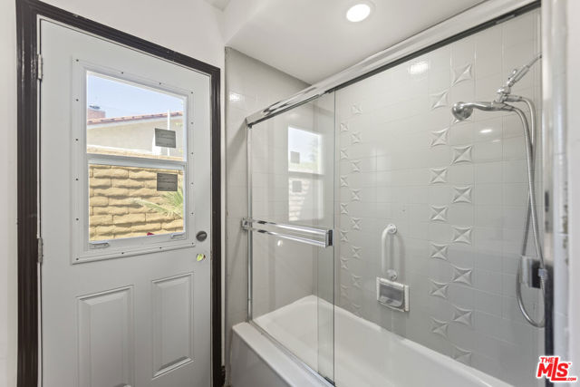 9724 Bothwell Road, Northridge CA: https://media.crmls.org/mediaz/3336f5bc-a5dc-40ea-bf3d-9e4ef2542db5.jpg