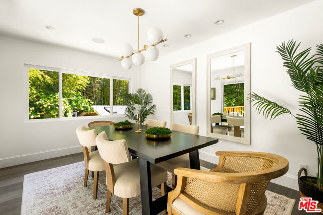 508 GLEN Trail, Topanga CA: https://media.crmls.org/mediaz/33379d6f-b71e-4de7-bc7d-fada3c7aae11.jpg