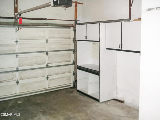 3411 Mclaughlin Avenue, Los Angeles CA: https://media.crmls.org/mediaz/33385ff1-c18a-41f1-ac49-a9681b0cff64.jpg