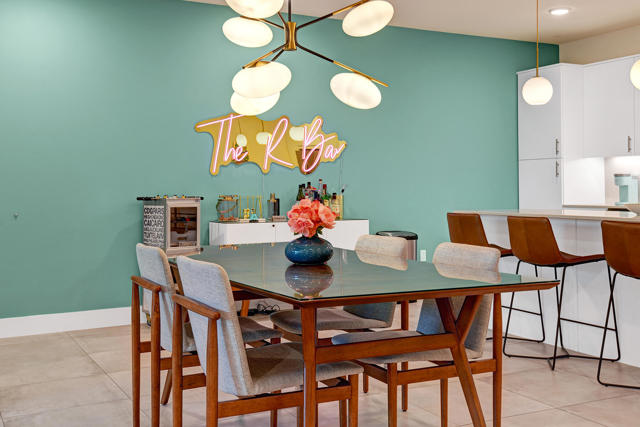 179 The Riv, Palm Springs CA: https://media.crmls.org/mediaz/3338dacc-f451-4470-b096-d3badb588fef.jpg