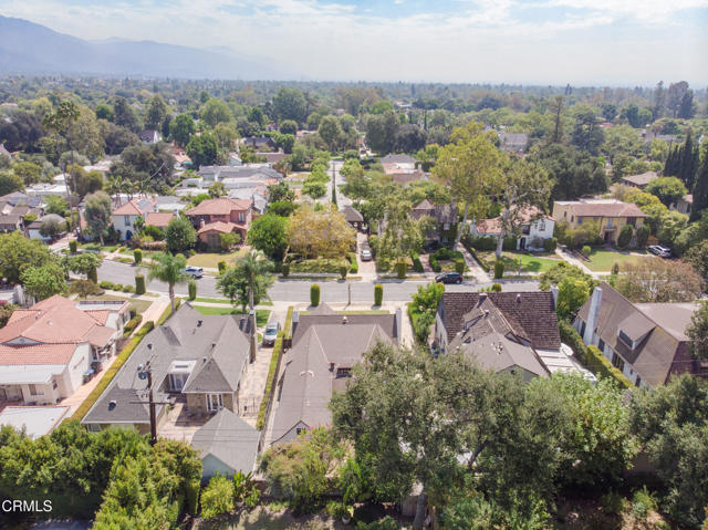 Detail Gallery Image 19 of 22 For 400 S Meridith Ave, Pasadena,  CA 91106 - 4 Beds | 2 Baths