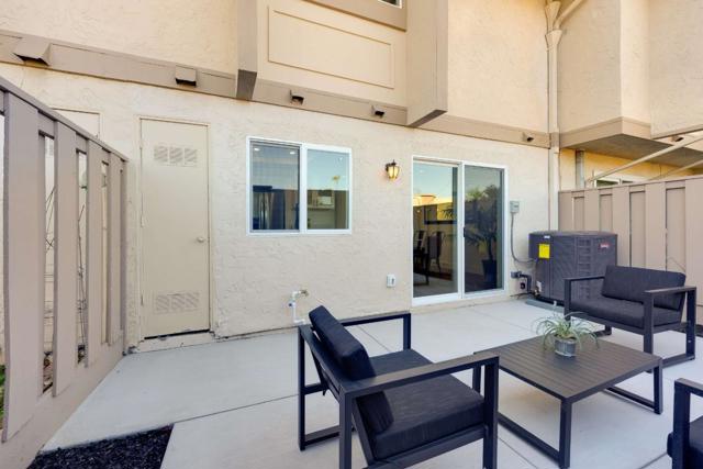 11032 Firethorne Drive, Cupertino CA: https://media.crmls.org/mediaz/333d0a3b-fcf9-4186-9d6b-48bd53158197.jpg