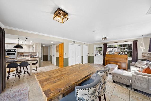Detail Gallery Image 19 of 73 For 2740 via Dieguenos, Alpine,  CA 91901 - 5 Beds | 3/1 Baths