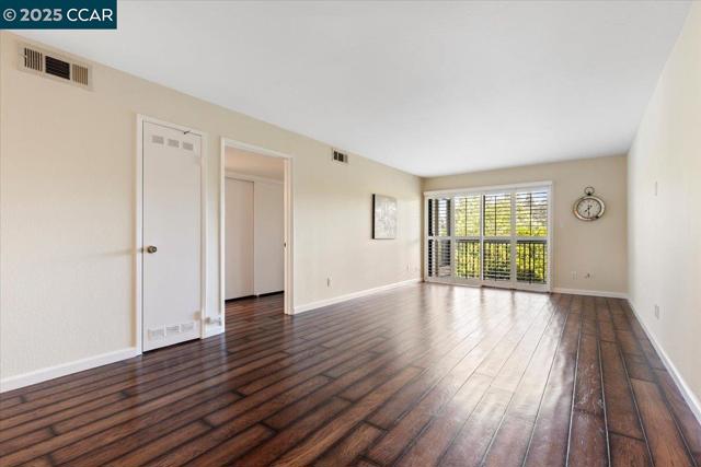 1790 Ellis St, Concord CA: https://media.crmls.org/mediaz/333d3eff-c531-461b-a233-6a513230997d.jpg