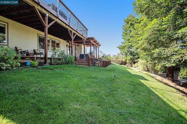 4001 Browning Dr, Concord CA: https://media.crmls.org/mediaz/333d85af-c6e2-4fb1-8930-5c7ede8d9633.jpg