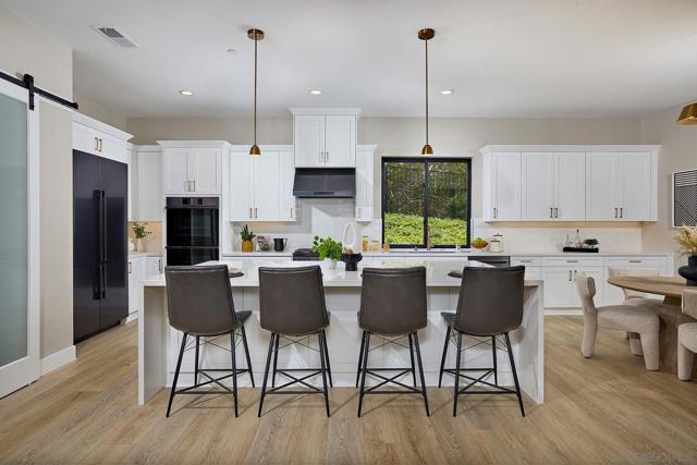 1755 Calle Catalina, Escondido CA: https://media.crmls.org/mediaz/33428bbd-eafe-49c4-b815-439860eaca71.jpg