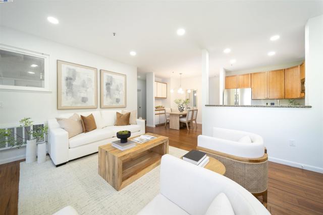 3695 Stevenson Blvd, Fremont CA: https://media.crmls.org/mediaz/33434d7b-40cd-4531-8637-44452943986a.jpg